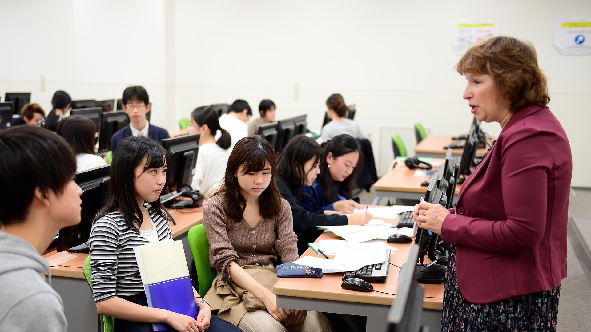 ロシア語学科｜上智大学