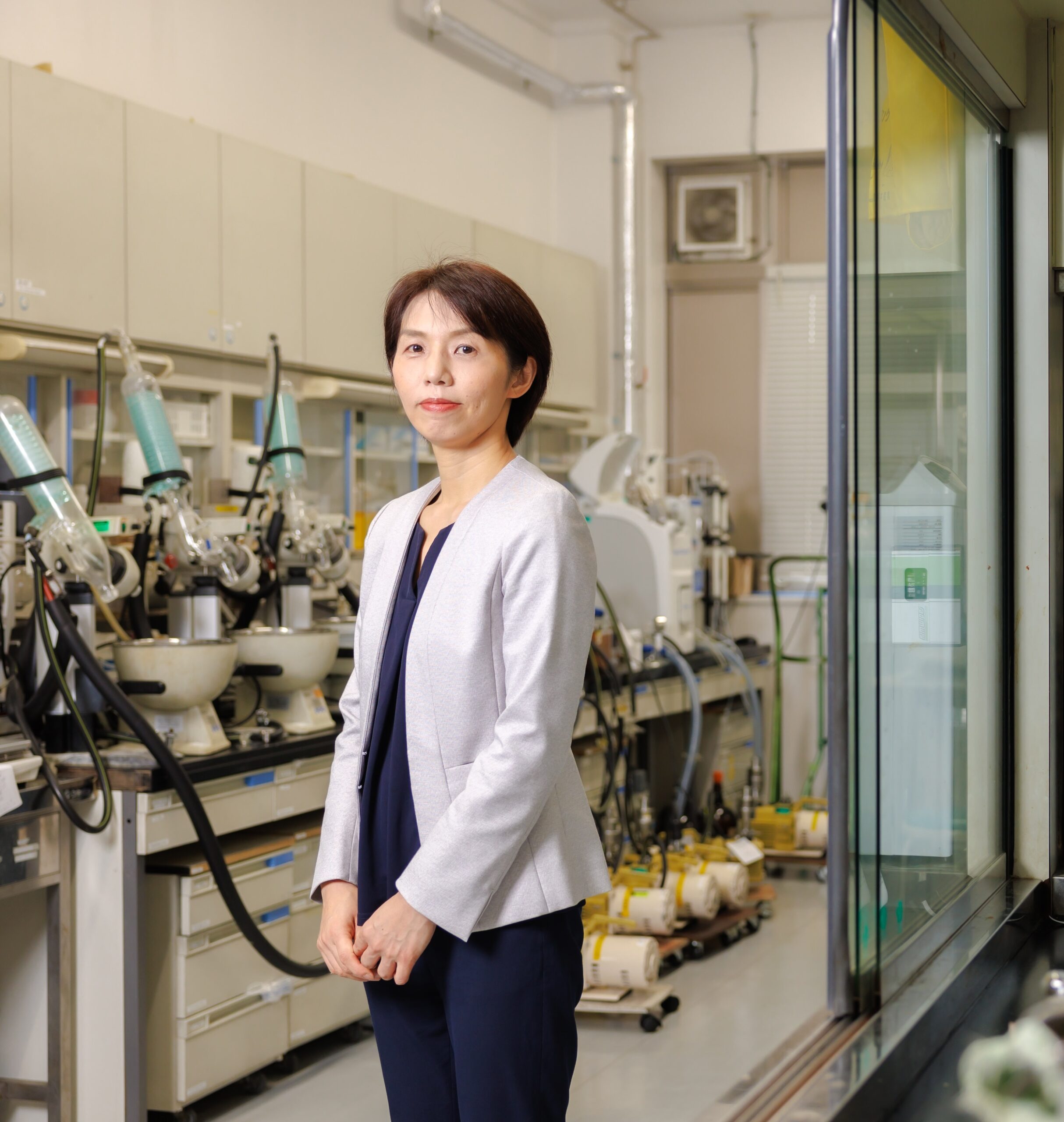 次世代太陽電池や自然に還る高分子材料など、新素材の研究で未来に貢献
