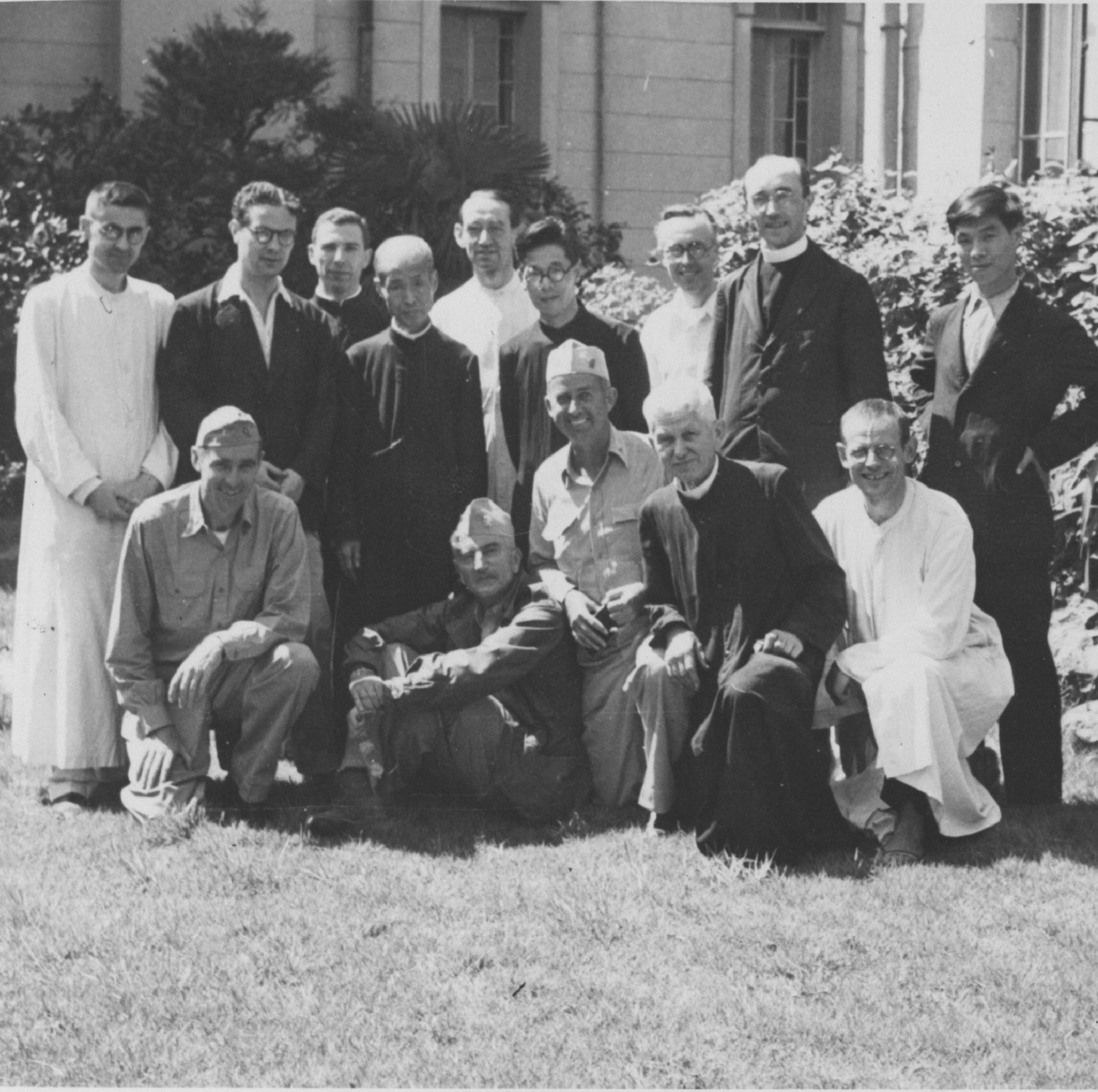 戦後の大学再建の鍵となったイエズス会の神父たち｜上智大学