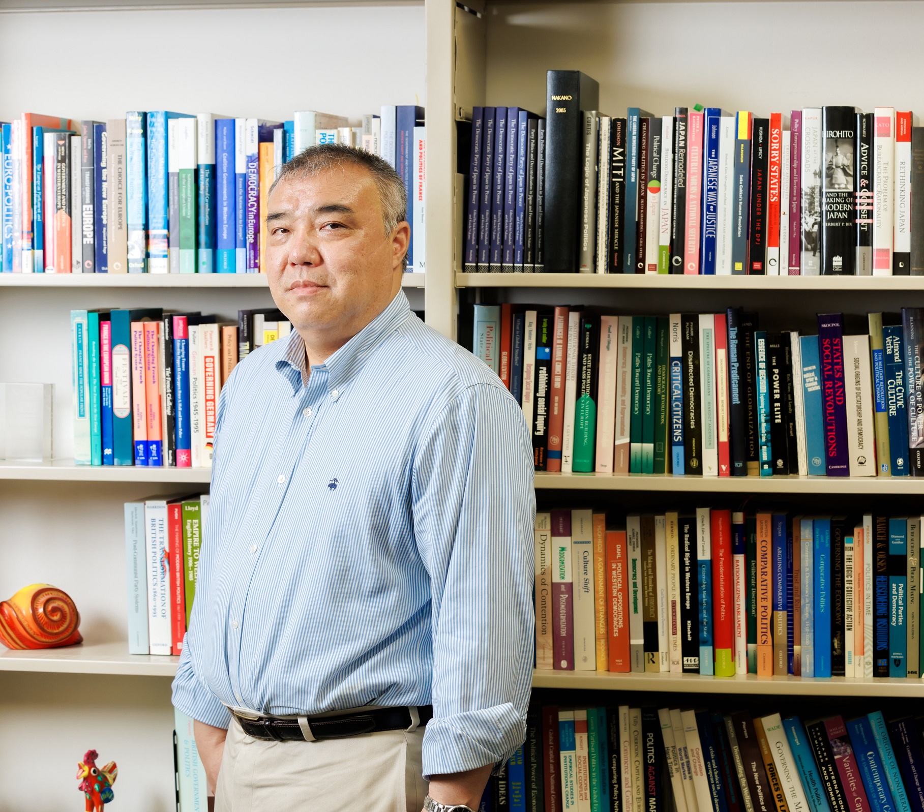 比較政治学に哲学的アプローチも取り入れ、より良い未来を追求したい