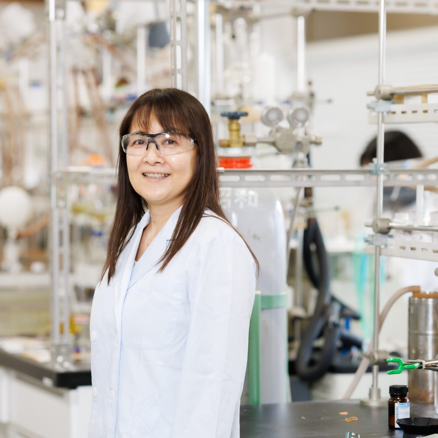 有機触媒で新薬開発に挑む。環境に優しく、簡単に使える次世代の触媒と